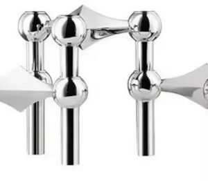 Nordic Silver Metal Molecular Structure Candle Holder - Elegant Candelabra Centerpiece for Living Room Decor & Unique Gift
